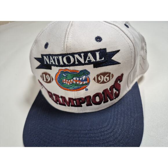 Vintage florida gators 1996 national champs hat Logo 7 Signed By #47 And #20 - Picture 3 of 6